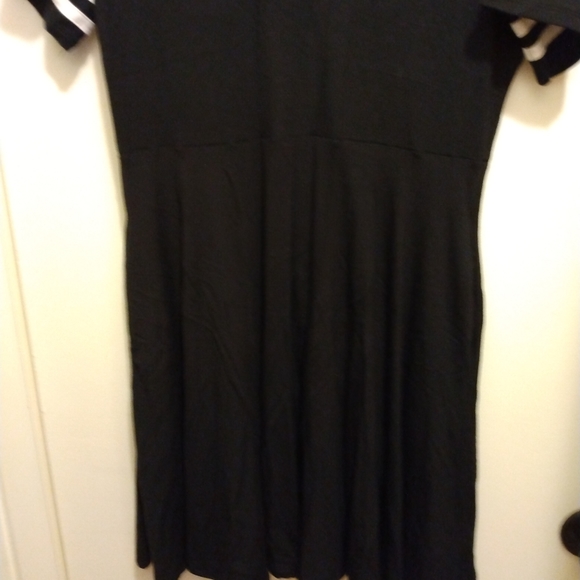 π COSMIC AURA Black Skull Dress Size L - Picture 6 of 12